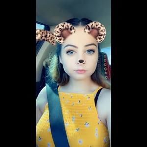 Meet your Posher, Katelyn